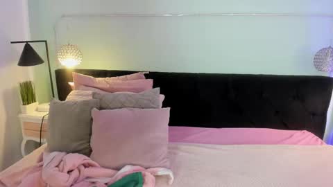 julieth online show from September 12, 12:16 pm