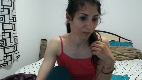 hornycrissyyourlove online show from April 26, 3:15 am