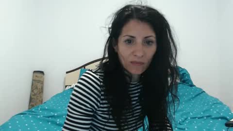 hornycrissyyourlove online show from April 30, 2:51 am