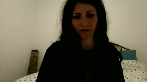 hornycrissyyourlove online show from May 18, 12:29 am