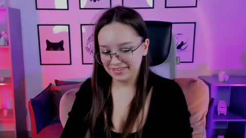 Eva online show from March 2, 4:47 pm