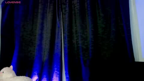 Evah Lee online show from May 30, 2:41 am