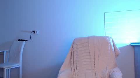 Eva online show from February 12, 4:07 am