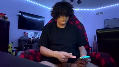 Snapshot of evanbrown333 chatting on January 10, 2:14 am Evan Brown online show from January 10, 2:14 am