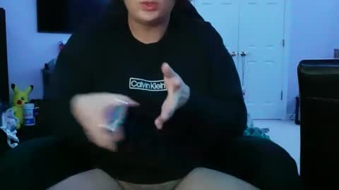 Snapshot of evanbrown333 chatting on January 17, 6:04 am Evan Brown online show from January 17, 6:04 am