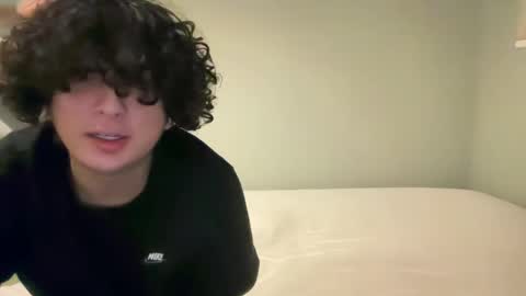 Snapshot of evanbrown333 chatting on February 6, 1:49 am Evan Brown online show from February 6, 1:49 am