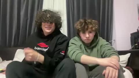 Snapshot of evanbrown333 chatting on March 7, 9:59 pm Evan Brown online show from March 7, 9:59 pm