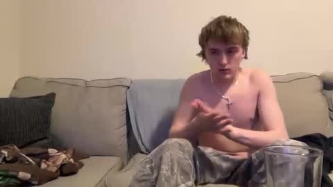 Snapshot of evanbrown333 chatting on February 23, 3:37 am Evan Brown online show from February 23, 3:37 am