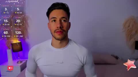 E V A N S online show from October 6, 8:39 pm