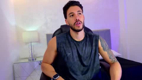 E V A N S online show from February 24, 11:25 pm