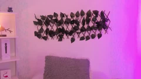 EVARITZ online show from February 11, 8:14 pm