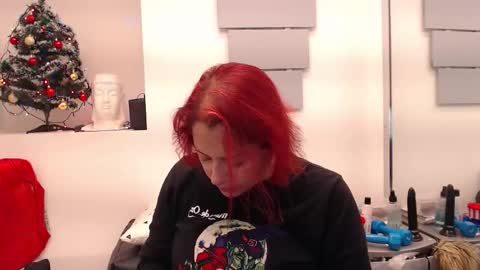 Snapshot of evatwiss chatting on January 7, 12:07 pm Eva Twiss online show from January 7, 12:07 pm