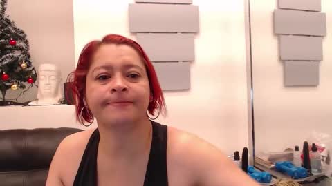 Snapshot of evatwiss chatting on January 8, 11:45 am Eva Twiss online show from January 8, 11:45 am