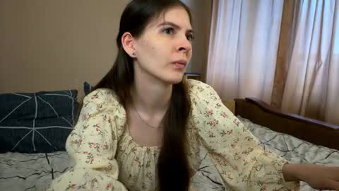 EveRobert online show from July 3, 3:18 pm