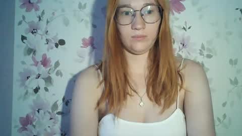 Snapshot of eveliina_shy chatting on June 23, 8:45 am Evelina online show from June 23, 8:45 am