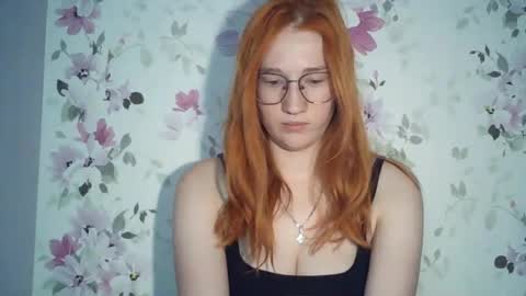 Snapshot of eveliina_shy chatting on July 7, 1:37 pm Evelina online show from July 7, 1:37 pm