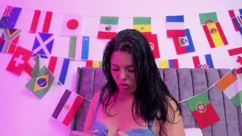 evelin__thompsson online show from July 11, 3:42 am
