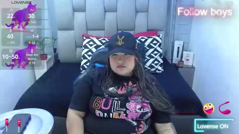 evelin zaens online show from December 16, 4:39 am