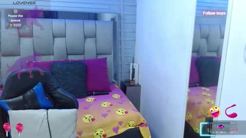 evelin zaens online show from March 3, 4:40 am