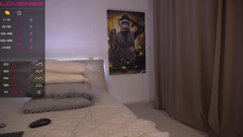 Evelina online show from September 21, 1:35 pm