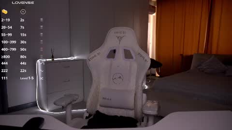 Evelina online show from July 12, 12:07 pm