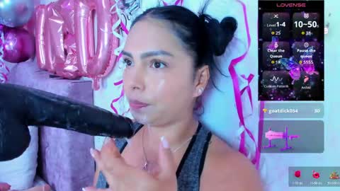 Snapshot of evelinn_belen chatting on May 26, 1:40 pm Evelinn belen online show from May 26, 1:40 pm