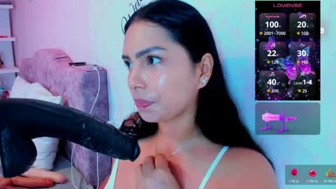 Snapshot of evelinn_belen chatting on May 31, 10:11 am Evelinn belen online show from May 31, 10:11 am