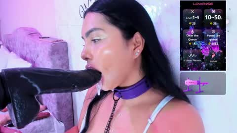 Snapshot of evelinn_belen chatting on June 2, 12:29 pm Evelinn belen online show from June 2, 12:29 pm