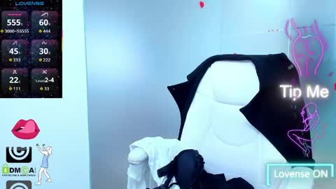 evelyne_rose online show from March 24, 5:56 am