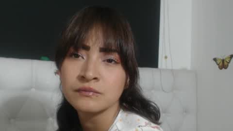 Evelyne online show from April 6, 2:42 am