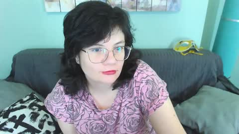 Everly online show from January 29, 4:52 pm