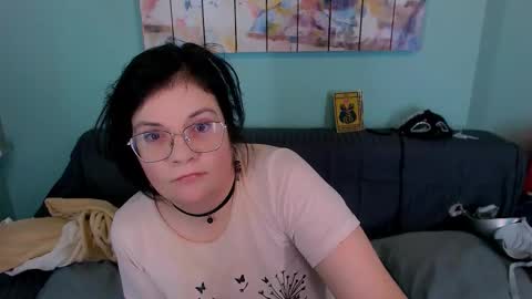 Everly online show from March 10, 8:25 pm