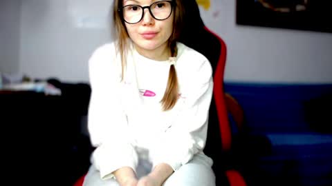 Goddes 1 online show from April 17, 6:11 pm