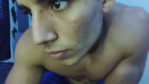 luis online show from November 8, 9:02 pm