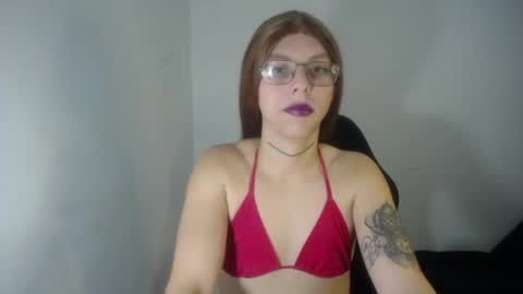 Snapshot of evi_kitty chatting on July 28, 6:42 pm Evi online show from July 28, 6:42 pm