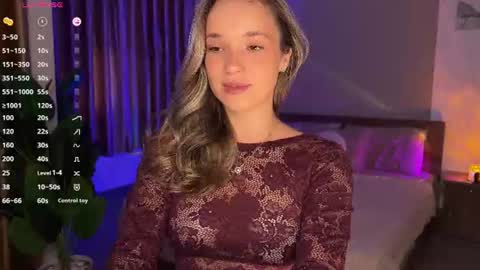 Snapshot of evielina chatting on June 26, 11:53 pm evielina online show from June 26, 11:53 pm
