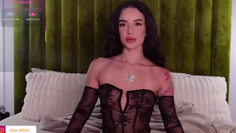 Evie online show from July 12, 9:50 pm