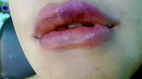 Snapshot of evolethmontenegros chatting on January 9, 9:59 am Evoleth online show from January 9, 9:59 am