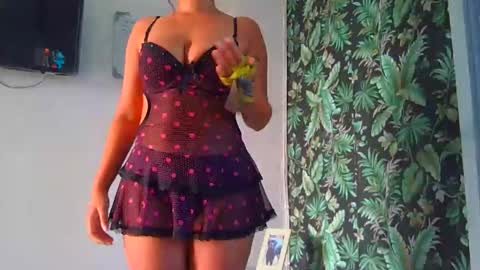 courtney online show from March 11, 5:13 am