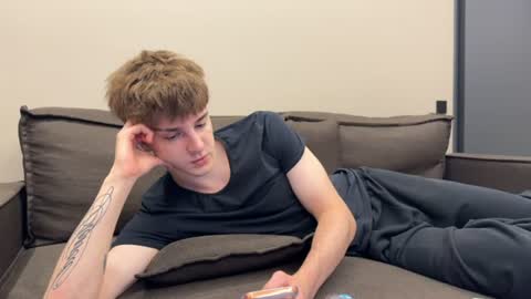 exclusiveflexboy online show from June 19, 10:35 pm