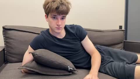 exclusiveflexboy online show from June 29, 9:37 pm