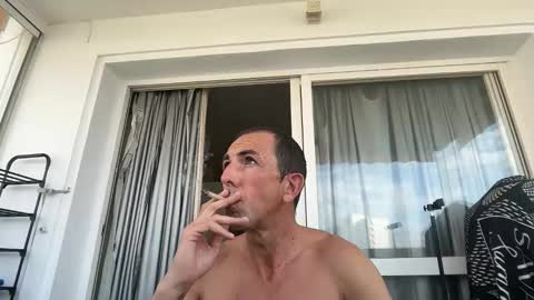 exhibitionist_30 online show from May 7, 8:09 am