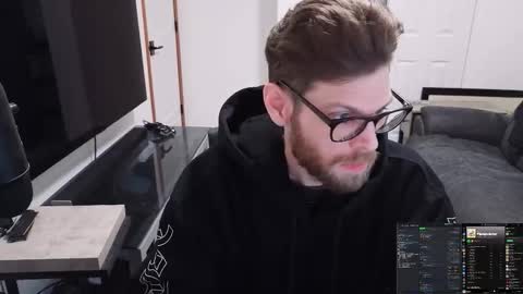 Snapshot of exia425 chatting on January 8, 1:30 am exia425 online show from January 8, 1:30 am