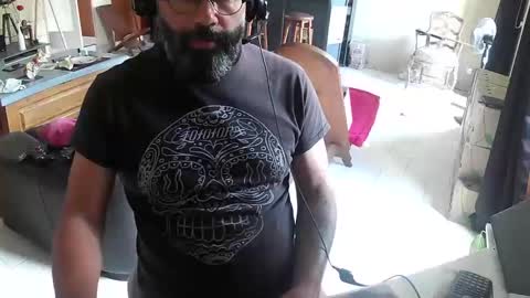 Gio online show from September 12, 3:45 pm