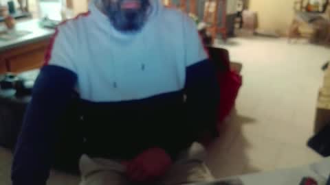 Gio online show from March 28, 7:02 pm