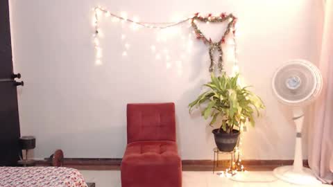 Snapshot of exoctic_ruby chatting on December 21, 10:17 pm Ruby online show from December 21, 10:17 pm