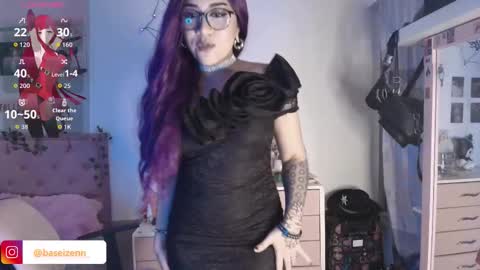 Snapshot of exodiakinky chatting on December 16, 4:17 am Goddess Exodia please help me reach 100 thumbs up online show from December 16, 4:17 am