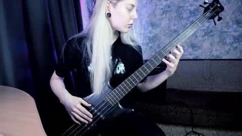 my real name is Irene but Exo is oke too  online show from February 14, 4:09 am