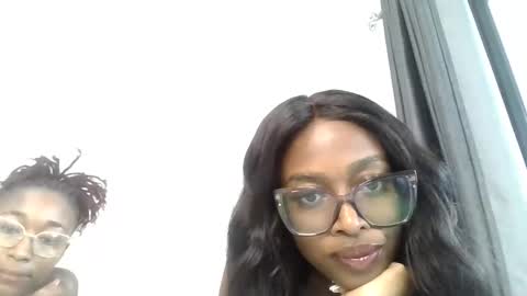 Snapshot of exotic_ebony2 chatting on March 31, 9:53 am exoticebony online show from March 31, 9:53 am