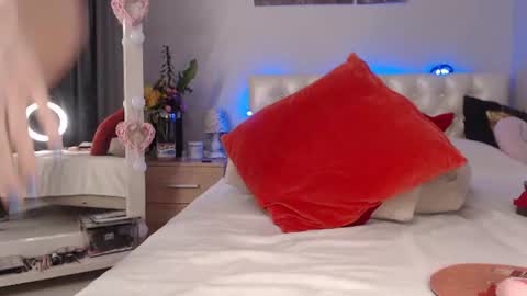 exotica_girl online show from July 19, 11:25 am